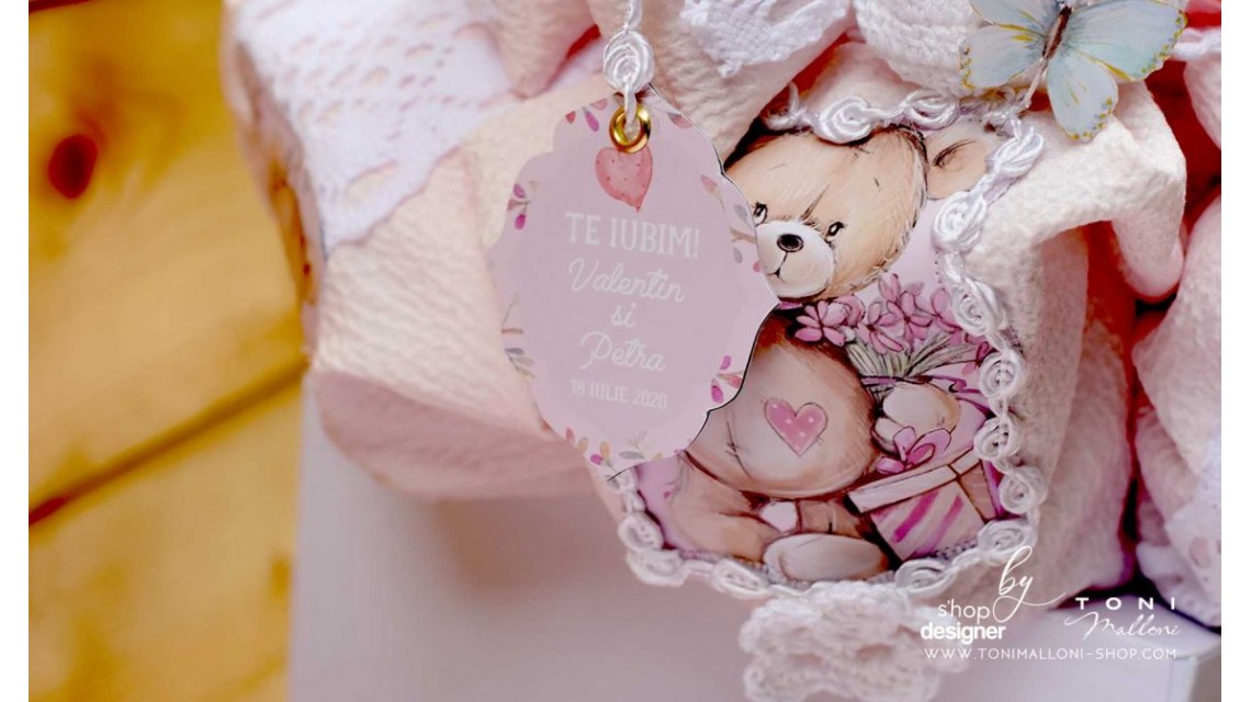 Lumanare de botez cu ursuleti roz, dantela roz si pattern floral cu trandafiri Teddy Bear Pink 20